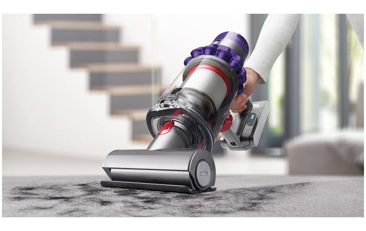 The Dyson Cyclone V10™ Fluffy cordless vacuum cleaner